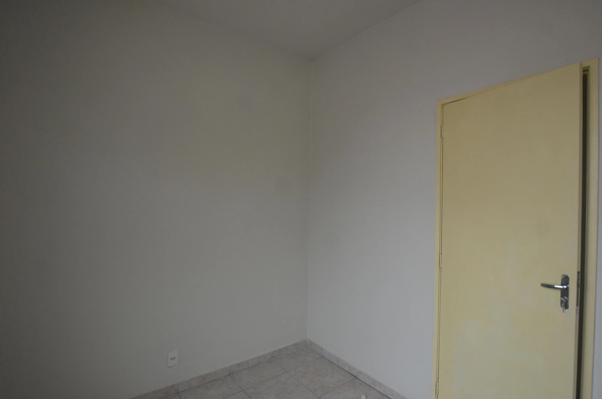 3-bedroom apartment with 2 bathrooms and no parking — photo 7