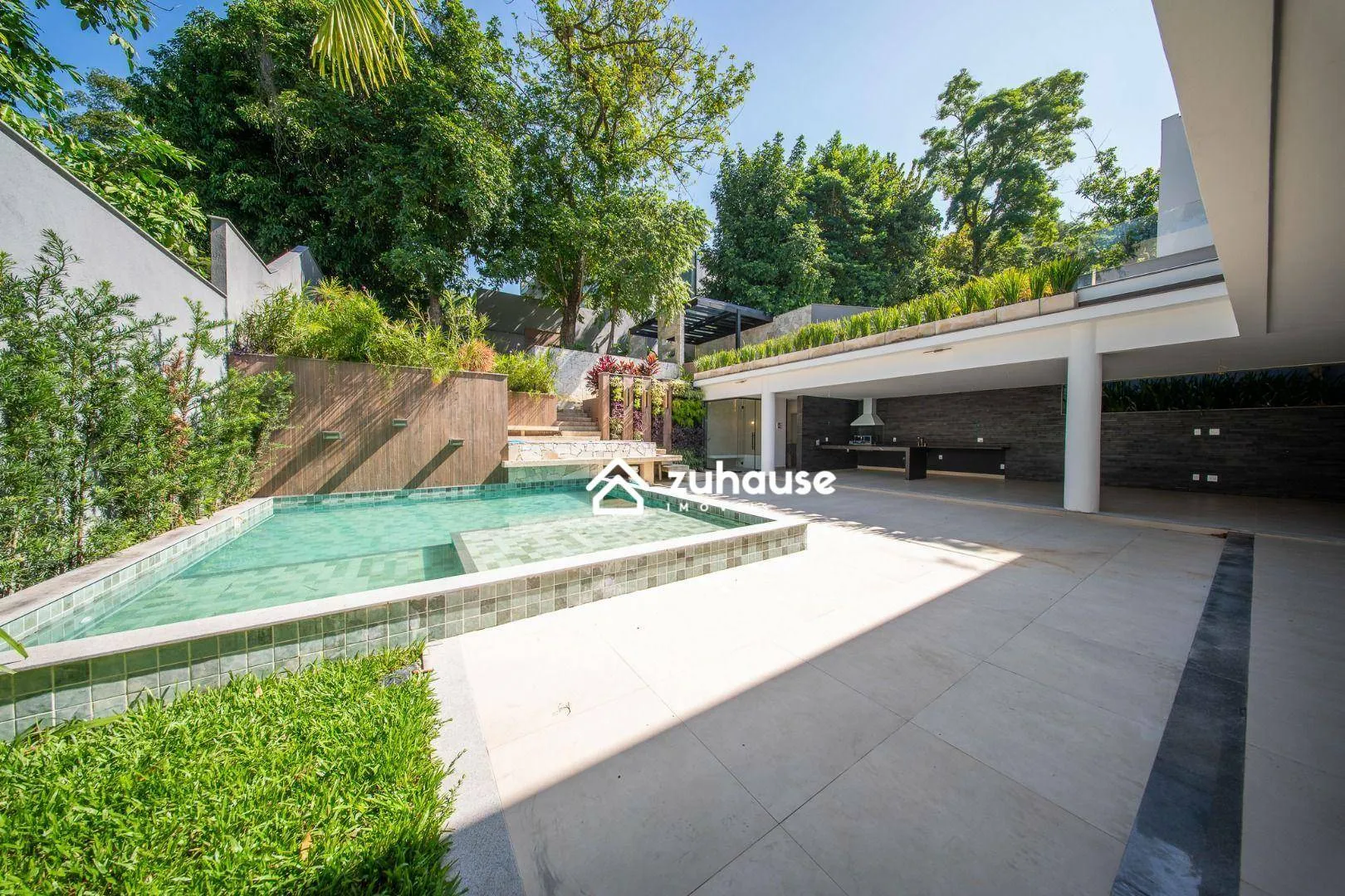 Casa com 5 quartos e cozinha em conceito aberto — photo 29