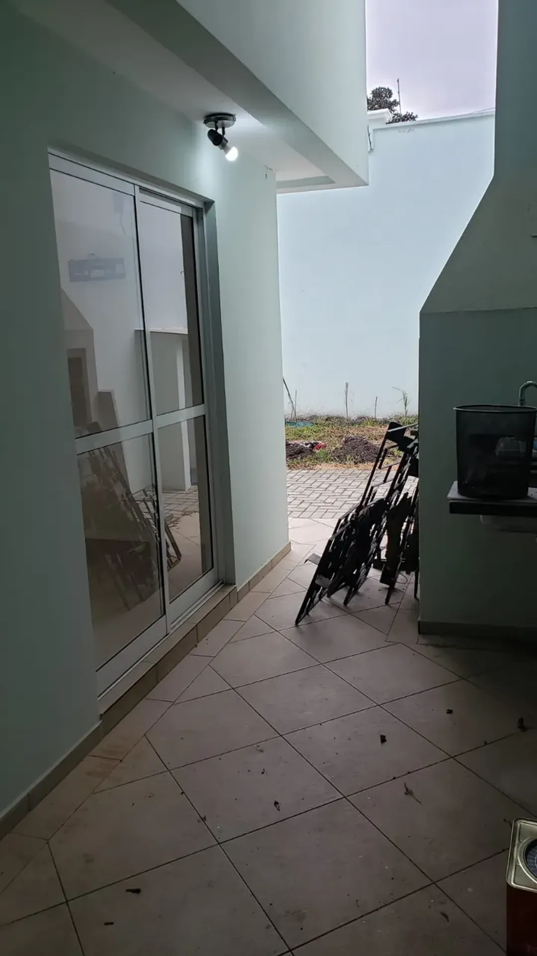 Casa com 4 quartos e 4 banheiros, 250 m² — photo 8
