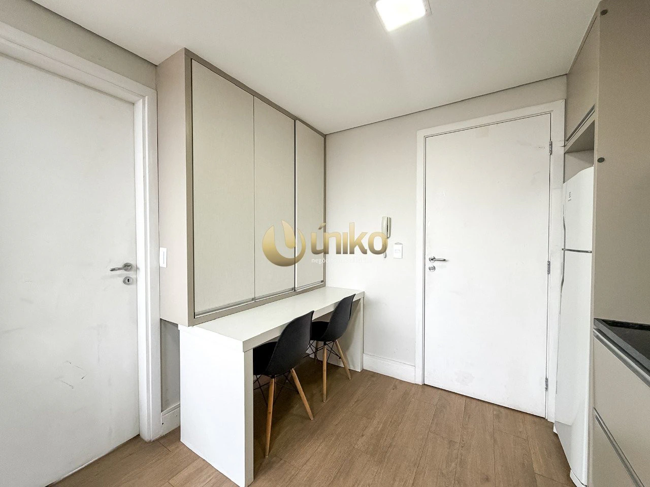Apartamento mobiliado de 1 quarto com cozinha aberta — photo 4