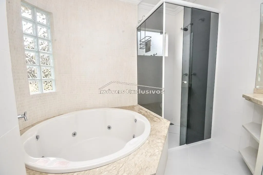 Furnished 253 m² house with 4 bedrooms and an open gas kitchen — photo 43