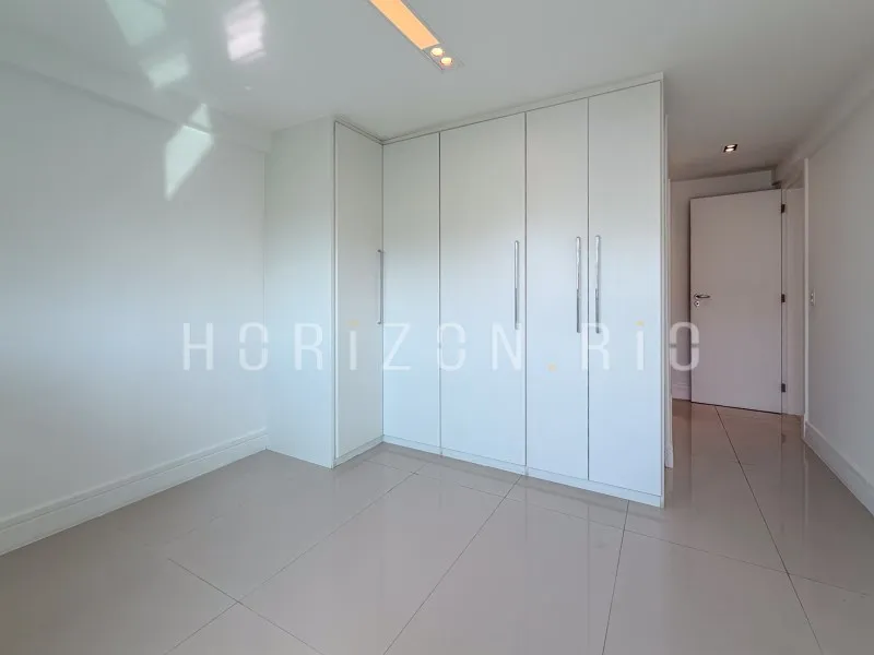 Apartamento, 229 m², com varanda envidraçada — photo 27