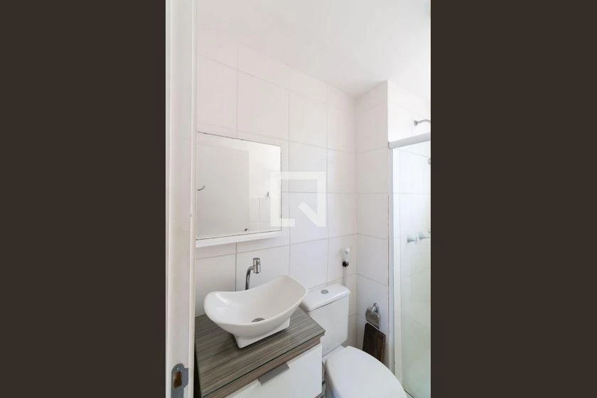 Apartamento para aluguel com 2 quartos e 1 banheiro — photo 3