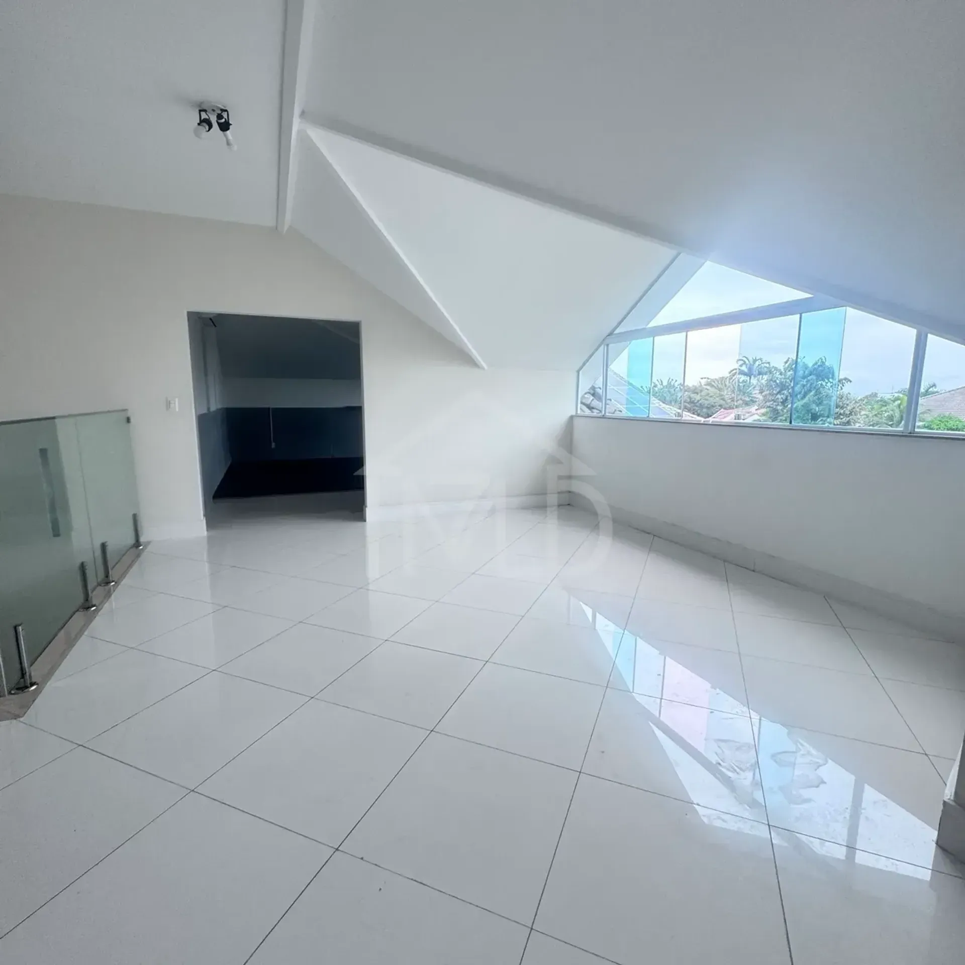 Casa amueblada con 5 dormitorios y 5 baños, balcón acristalado — photo 37