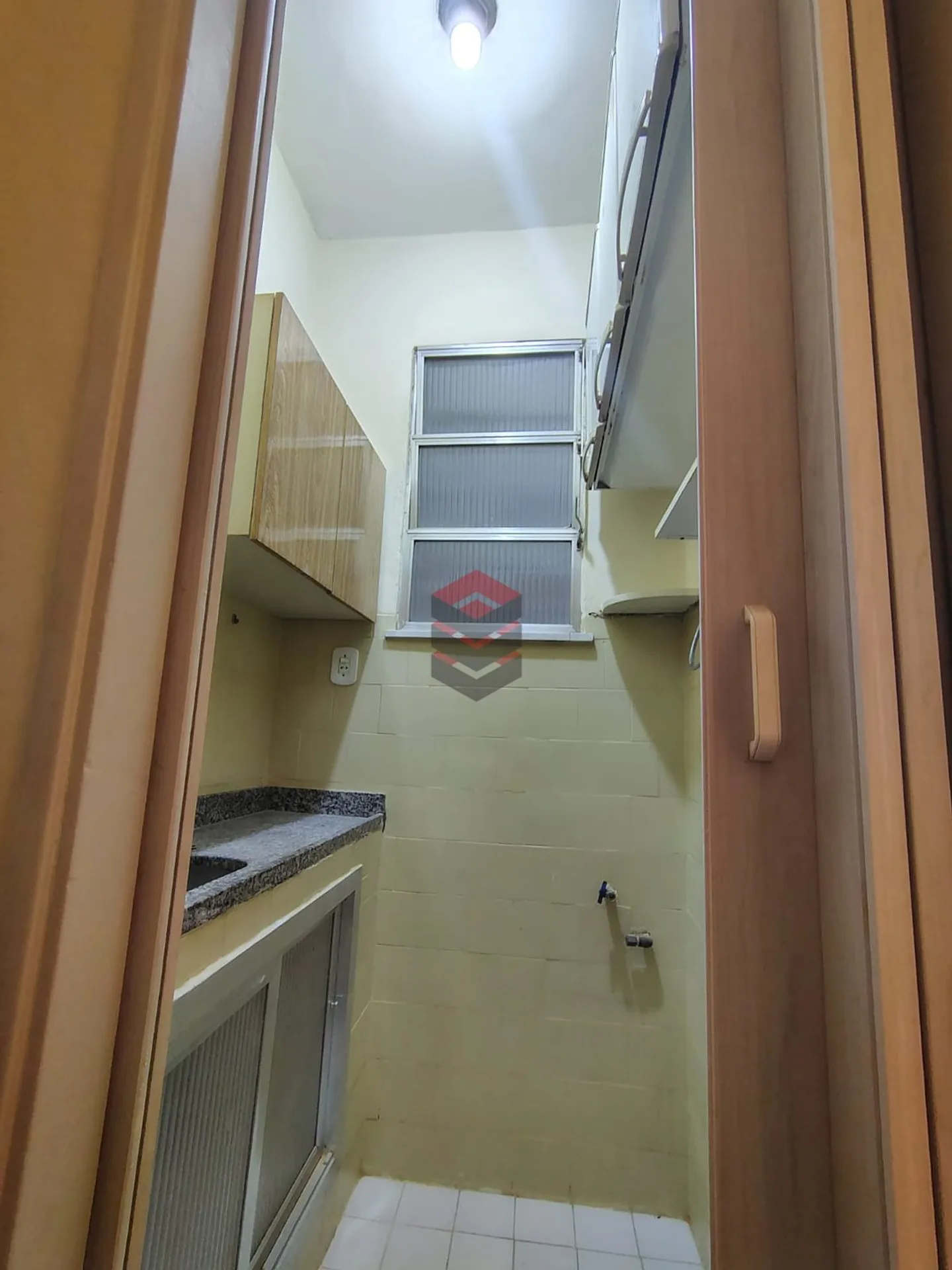 Apartment, 32 m², with wood or laminate floors — photo 18