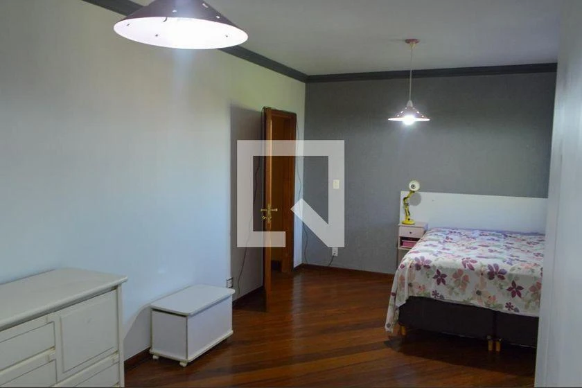 Furnished house with 4 bedrooms and 600 m² — photo 26