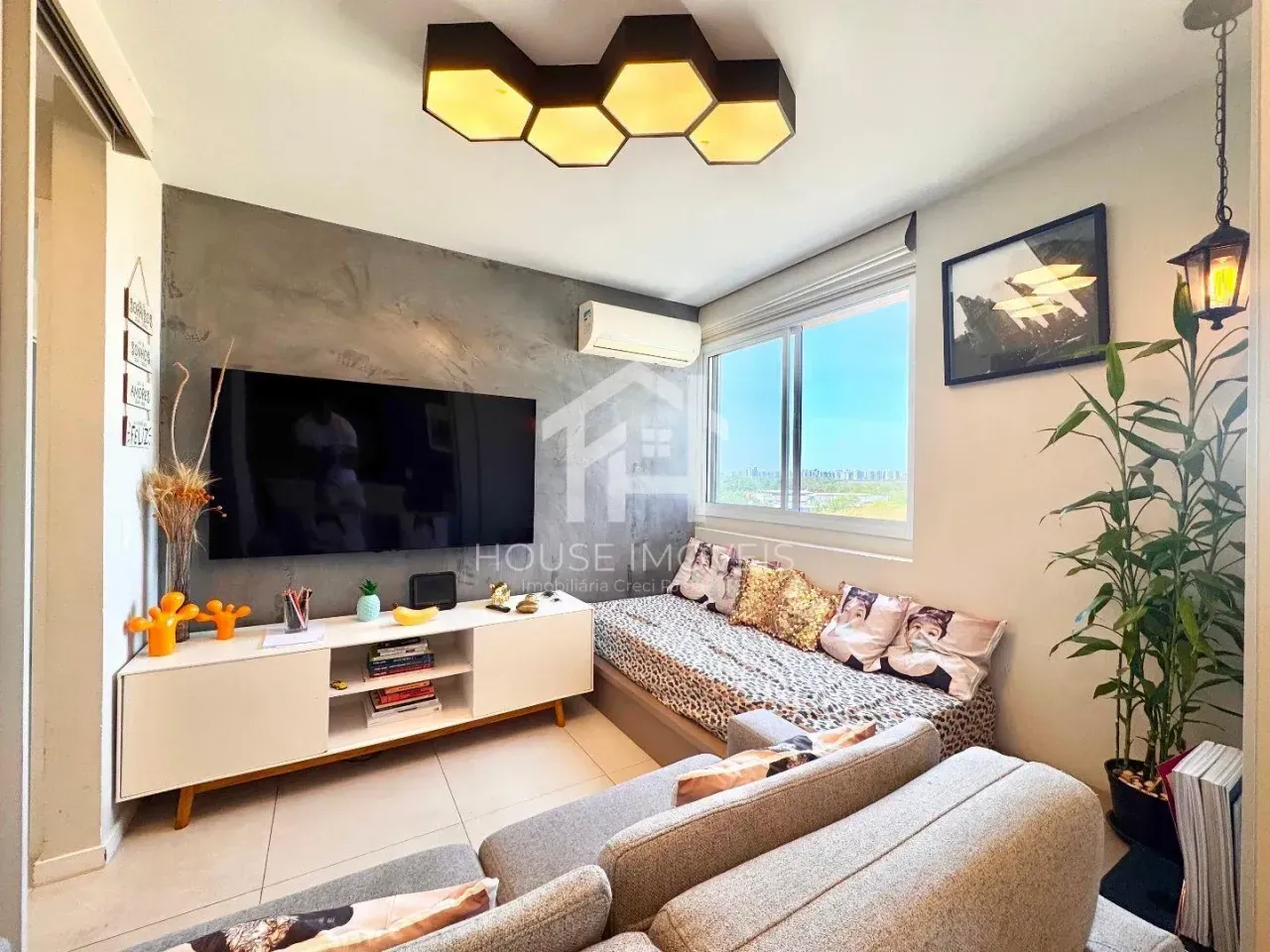 Furnished 65 m² apartment with 1 en-suite and 1 parking space — photo 5