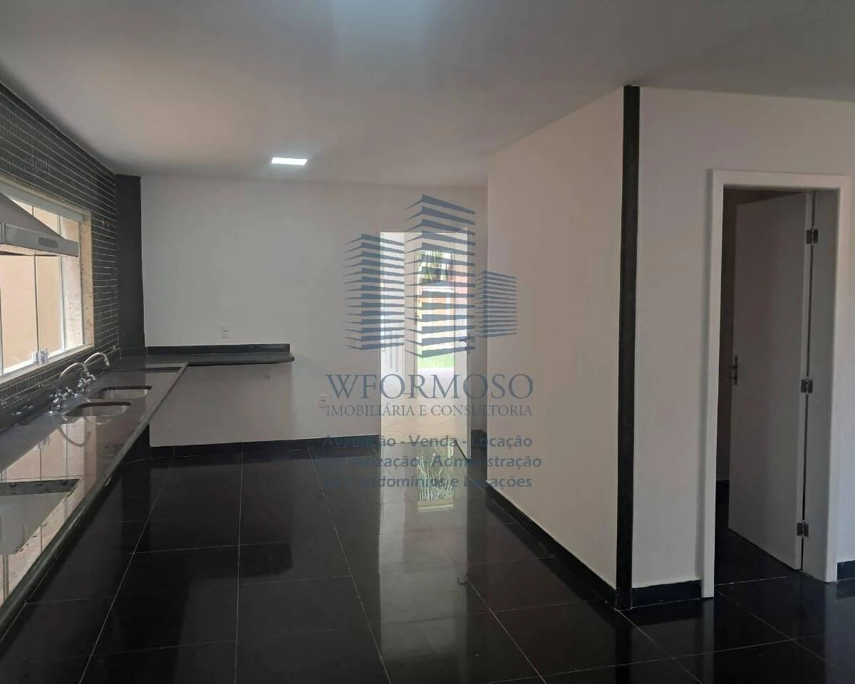 House, 443 m², with a grill on the balcony — photo 2