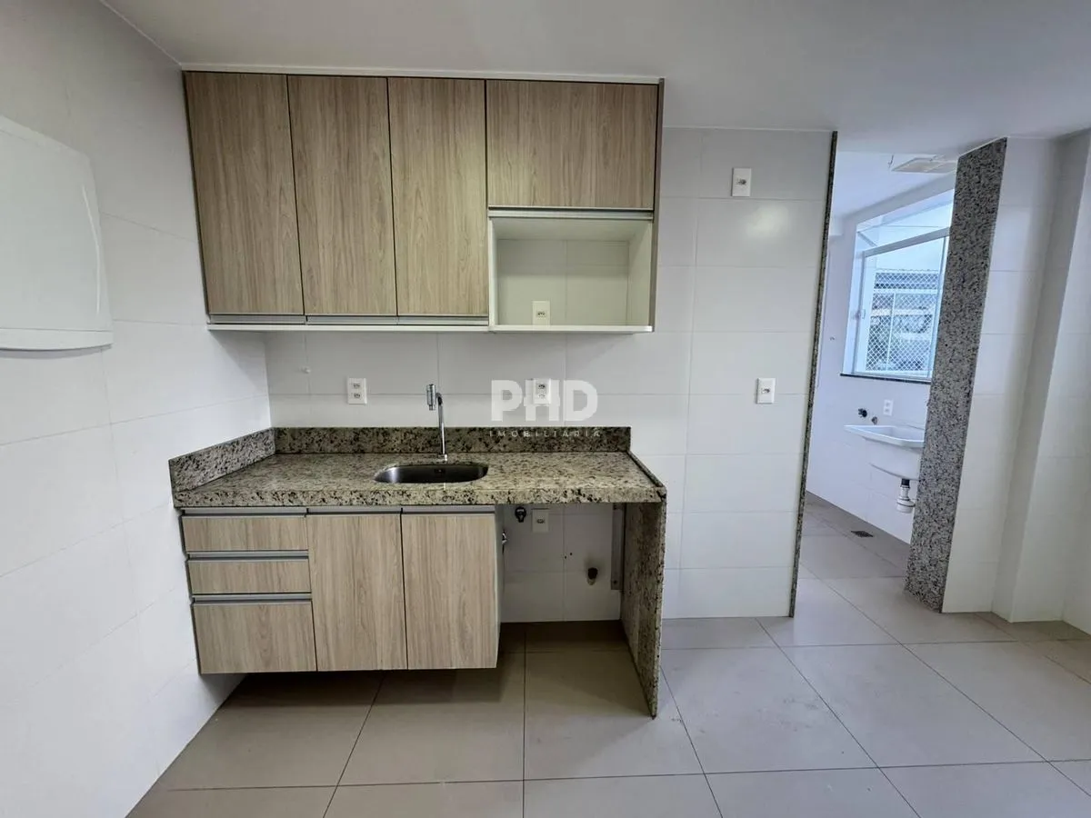 Apartment on the 1st floor with a grill on the balcony — photo 24