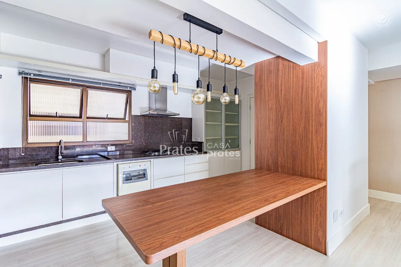 3-bedroom apartment with a glassed-in balcony — photo 6