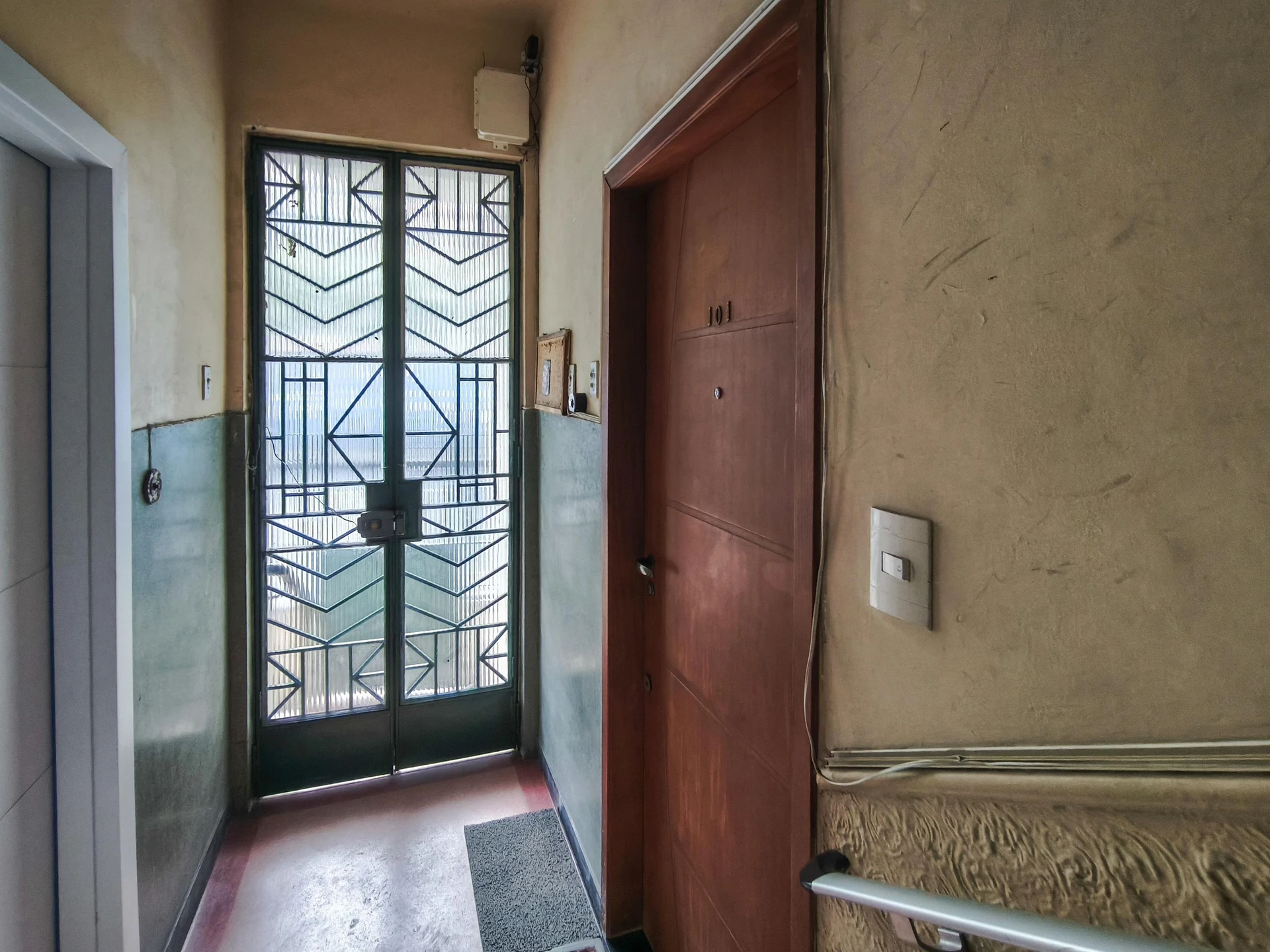 Квартира з 2 спальнями та балконом, доглянута — photo 25
