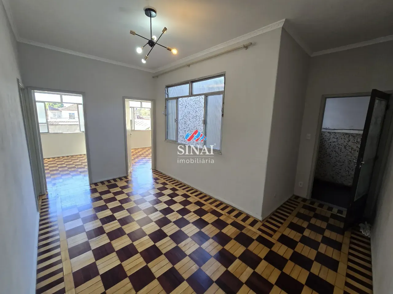 2-bedroom apartment with no parking space — photo 8
