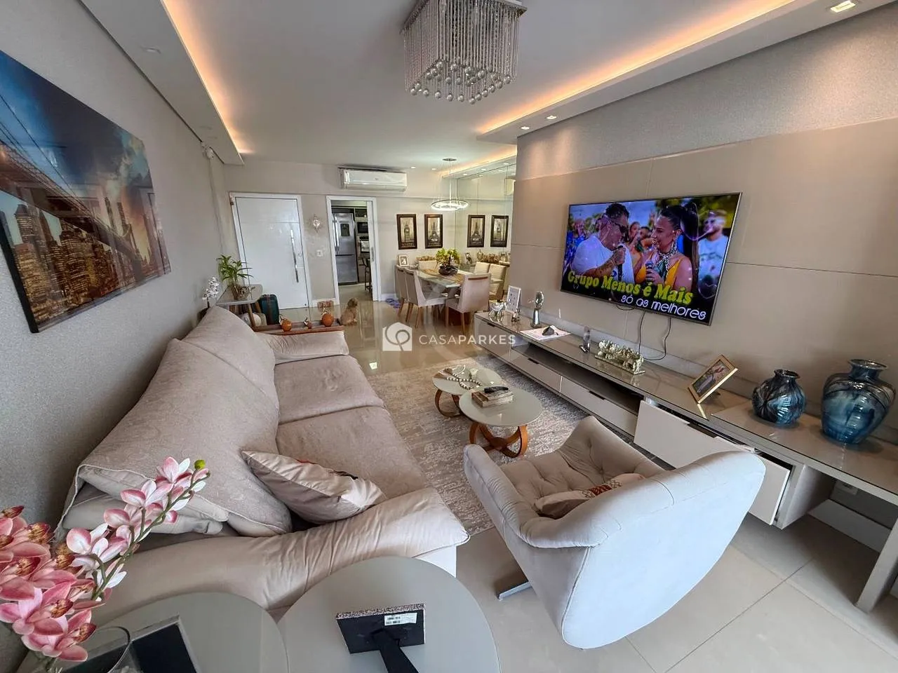 Furnished apartment, 125 m², with floor-to-ceiling windows — photo 7