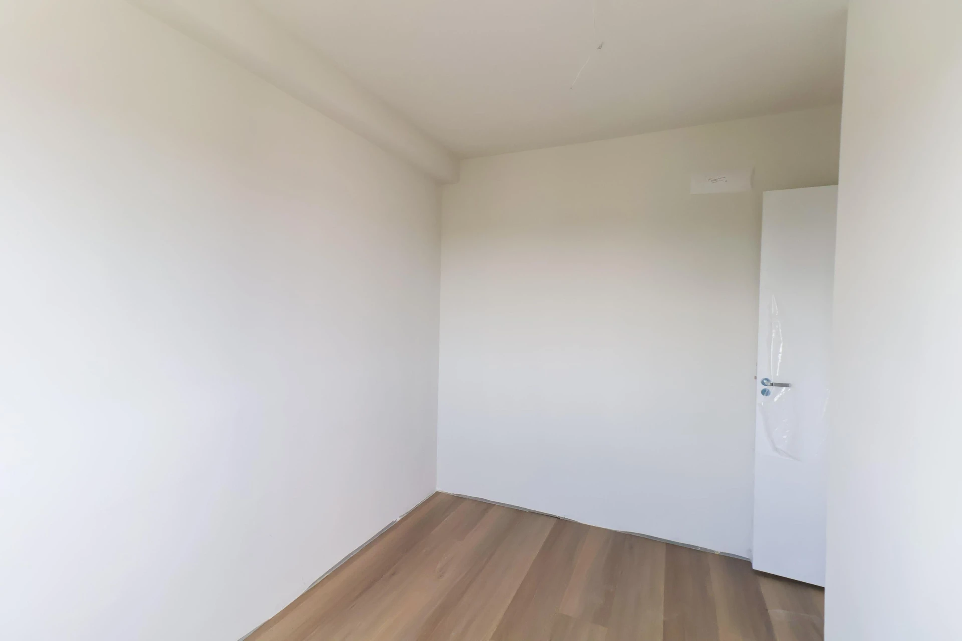 3-bedroom apartment with a grill on the balcony in Curitiba — photo 33