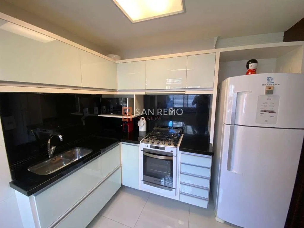 Furnished apartment, 35 m², with a washing machine — photo 2