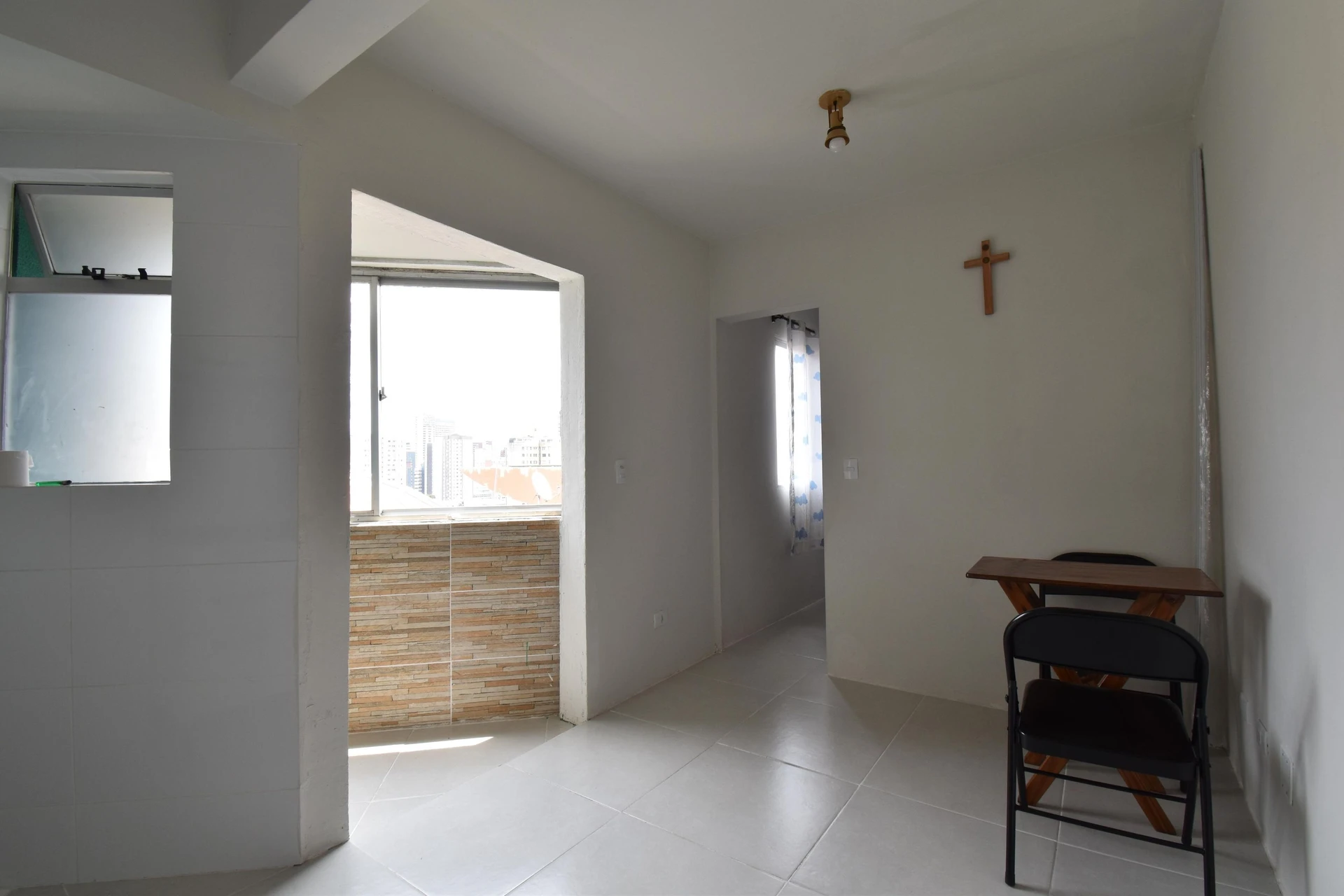 One-bedroom, 30 m² apartment in Curitiba — photo 4