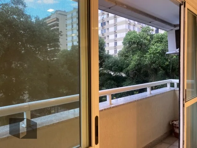 Apartamento de 118 m² com 3 quartos e churrasqueira privativa