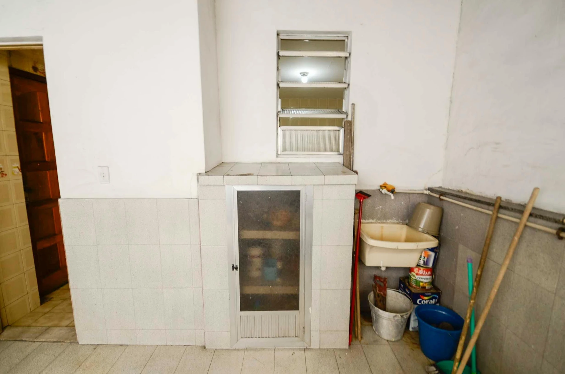 Rental apartment with 2 bedrooms and a balcony — photo 13