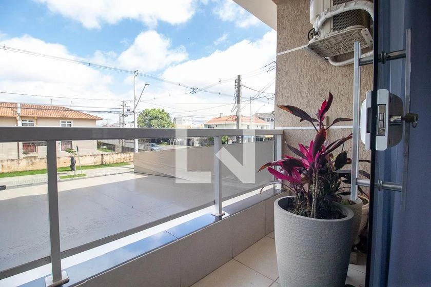 4-bedroom house with a home office in Curitiba — photo 31