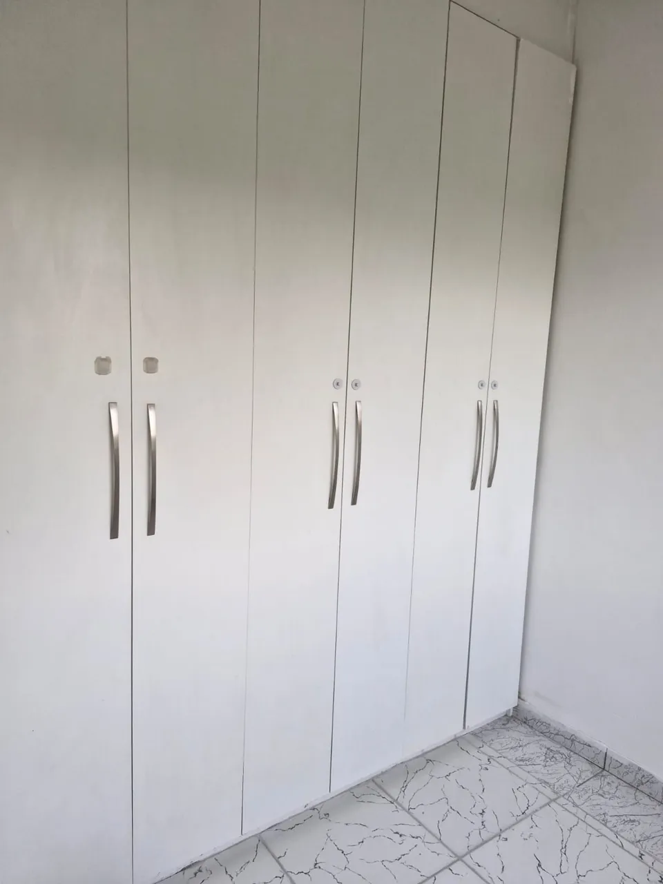 Apartamento de 1 dormitorio con 1 baño y ducha eléctrica — photo 7