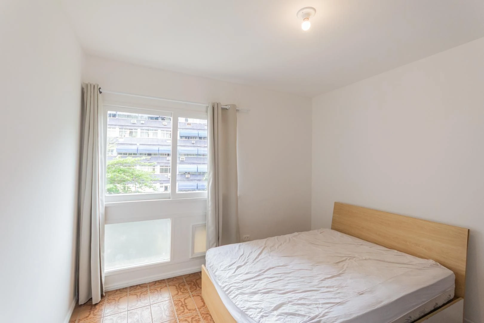 3-bedroom apartment with a home office — photo 20