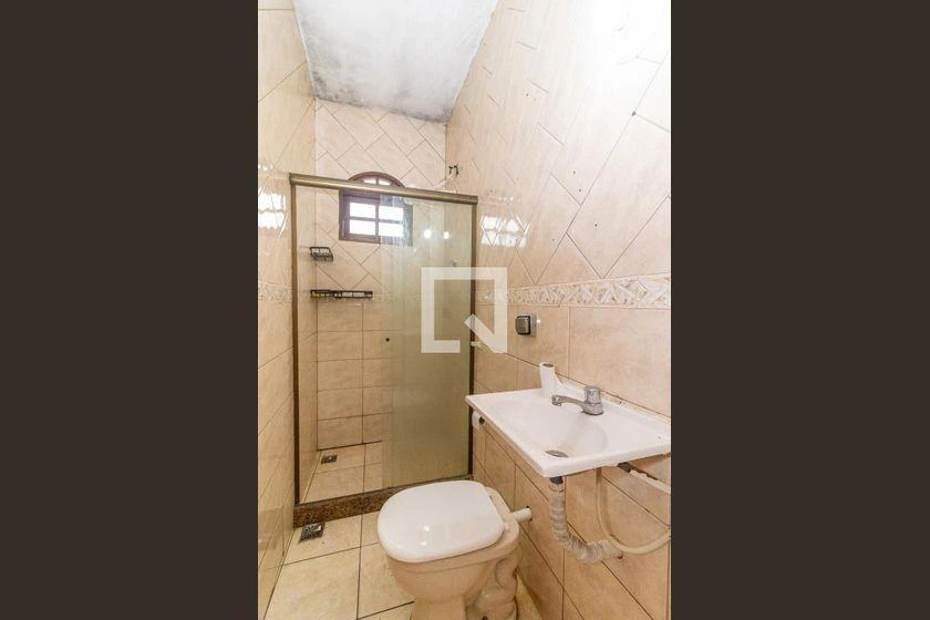 Rental house with balcony, 4 bedrooms and 120 m² — photo 23