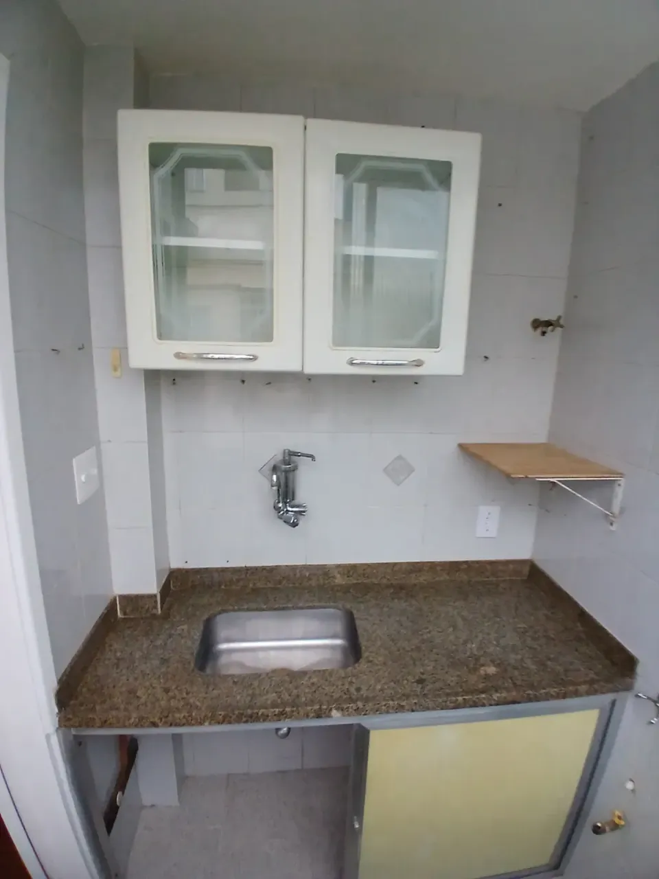 1-bedroom 40 m² apartment with a separate, closed kitchen — photo 9