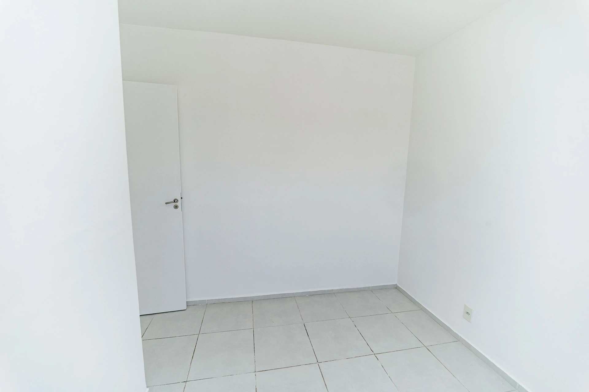 Apartamento de 2 quartos em condomínio com piscina — photo 21