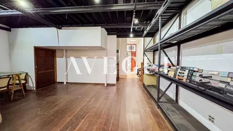 Unfurnished house with 1 bedroom and 3 bathrooms, industrial look — photo 11