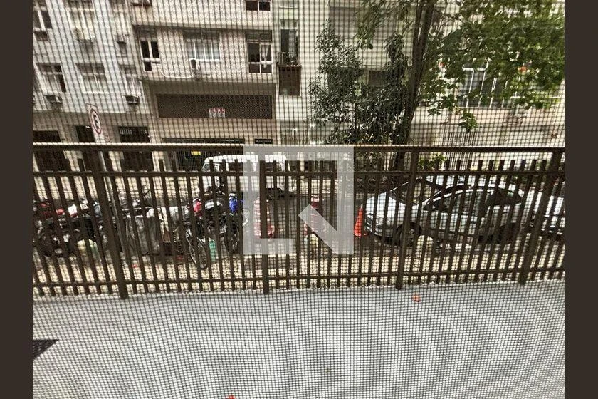 Furnished apartment, 33 m², with a washing machine — photo 9