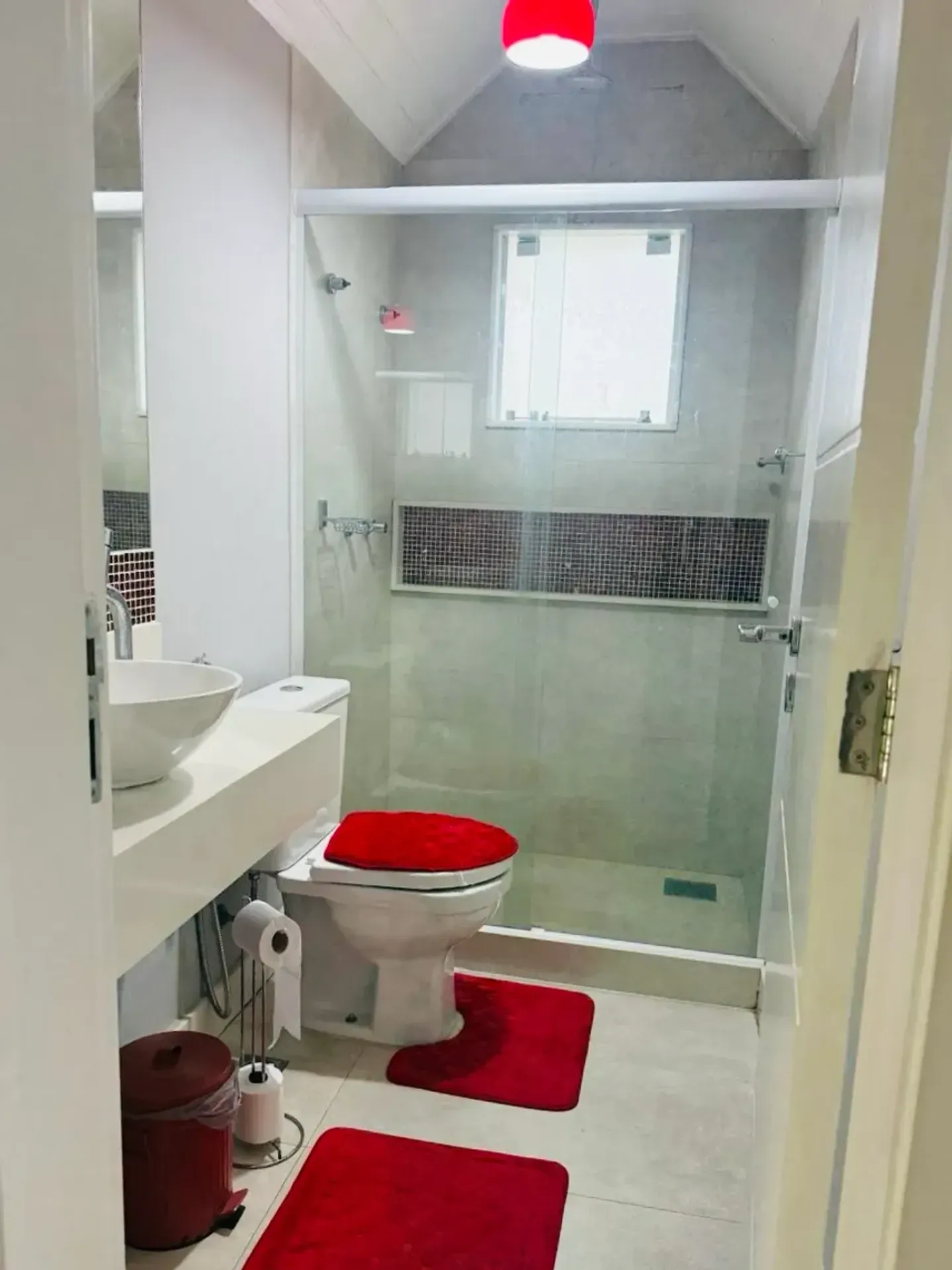 Casa mobiliada com cozinha integrada e 5 suítes — photo 35