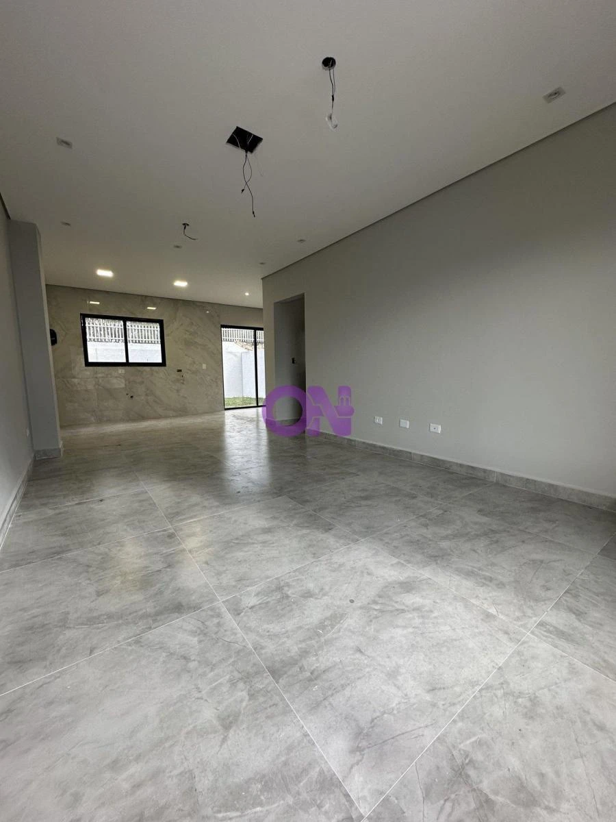 Townhouse for rent with 3 bedrooms and open-plan kitchen