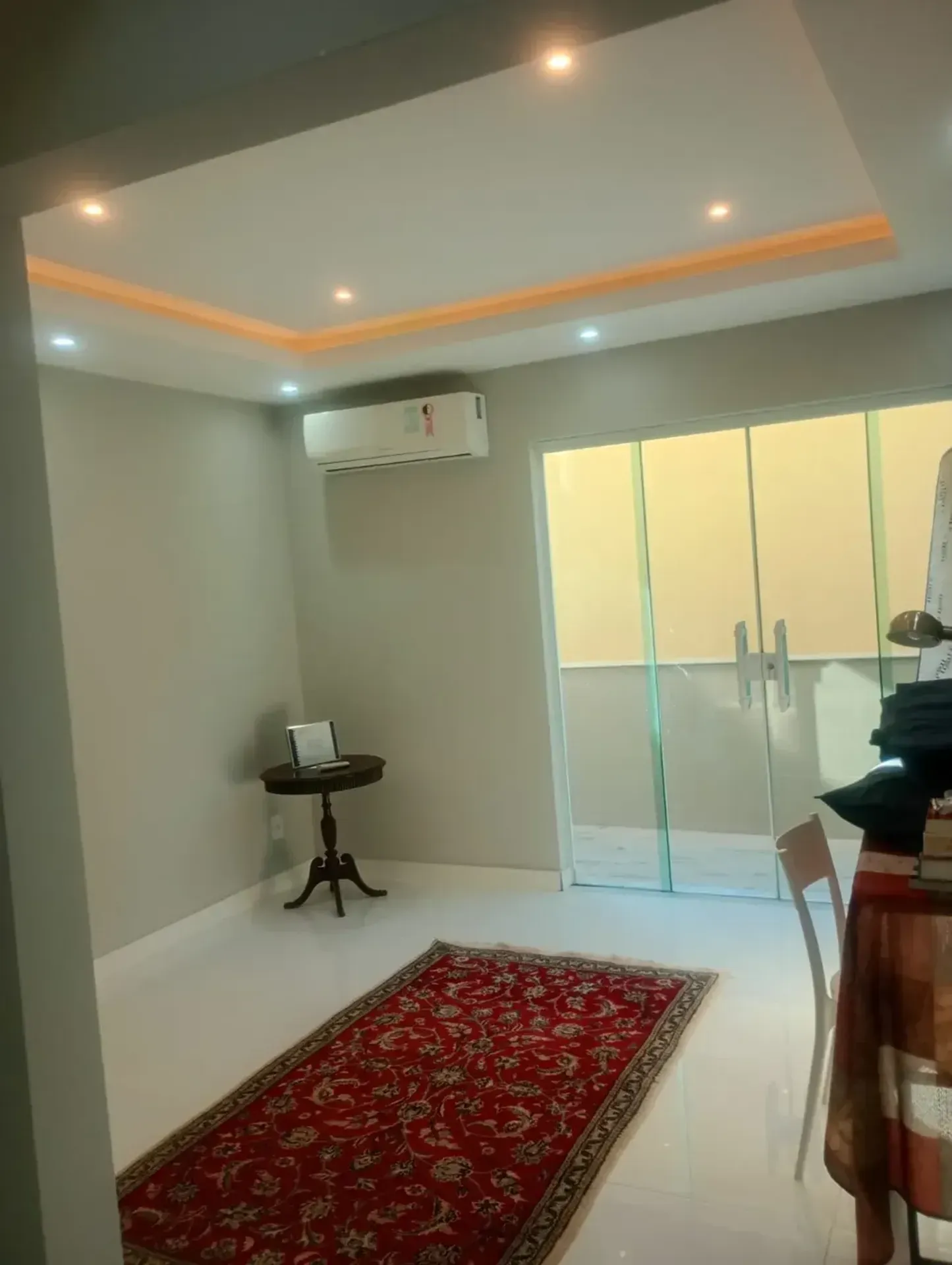 Furnished house with 5 bedrooms and gas-stove kitchen — photo 30
