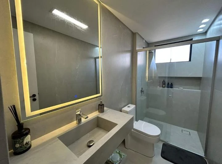 Apartamento de 1 dormitorio con cocina abierta y 108 m² — photo 7