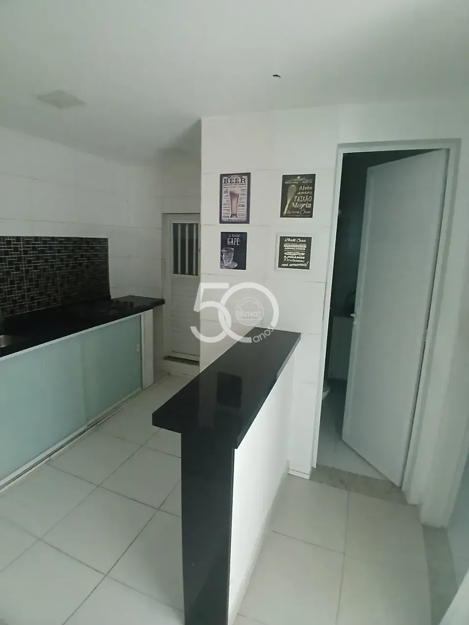 Apartment with 2 bedrooms, balcony and 1 bathroom — photo 2