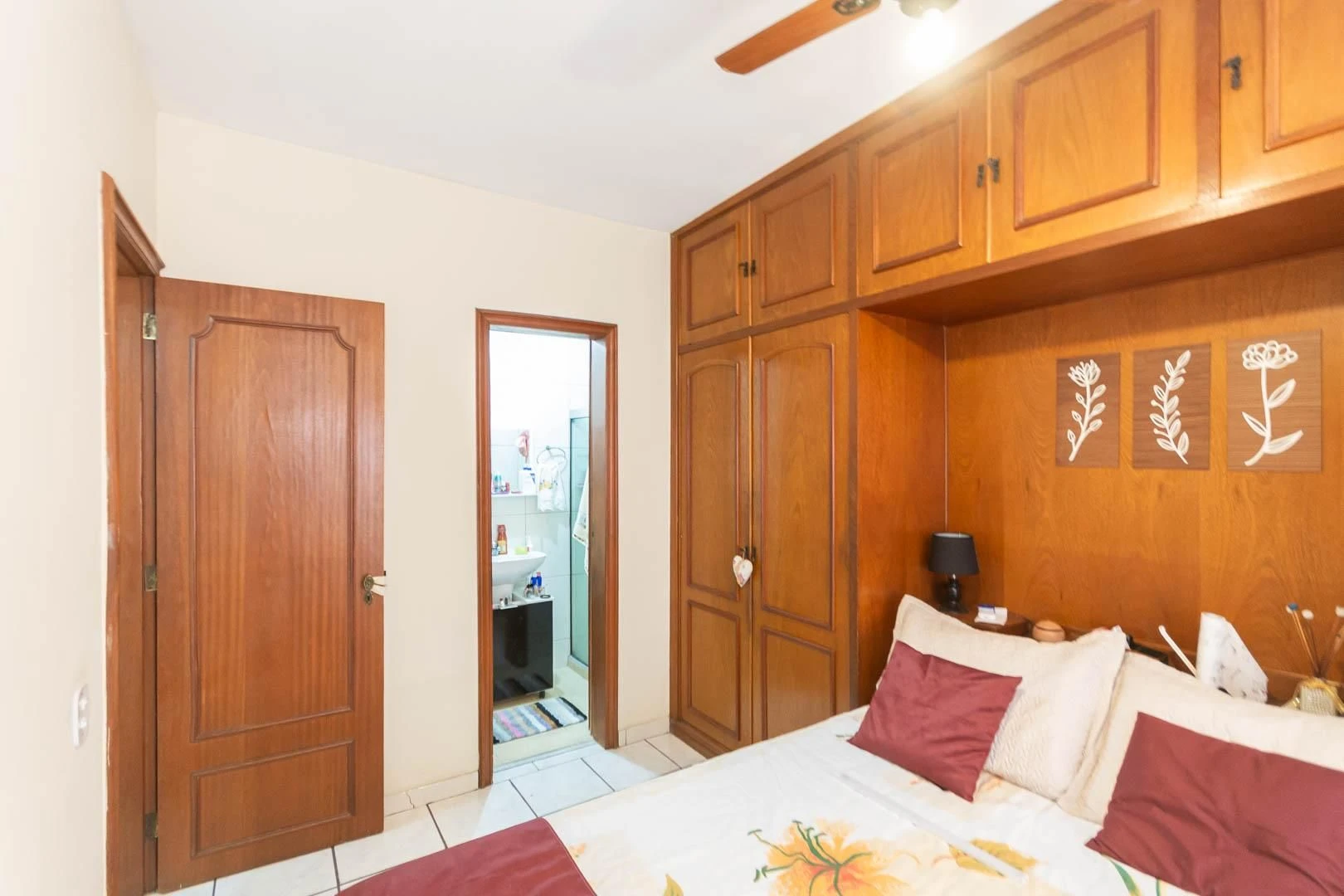 Furnished apartment, 72 m², with a home office — photo 7