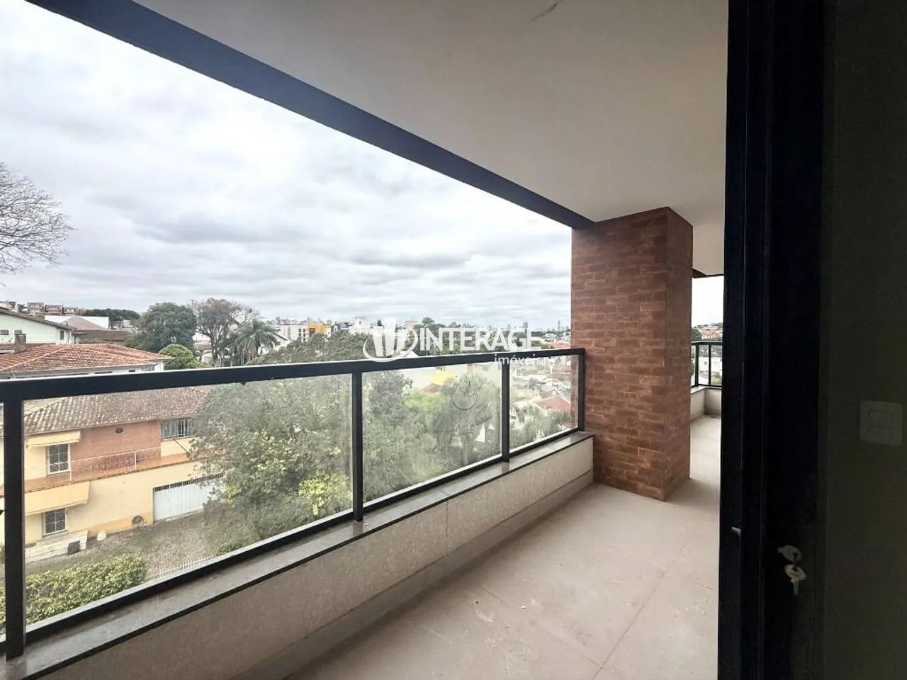2-bedroom apartment with a home office in Curitiba — photo 8