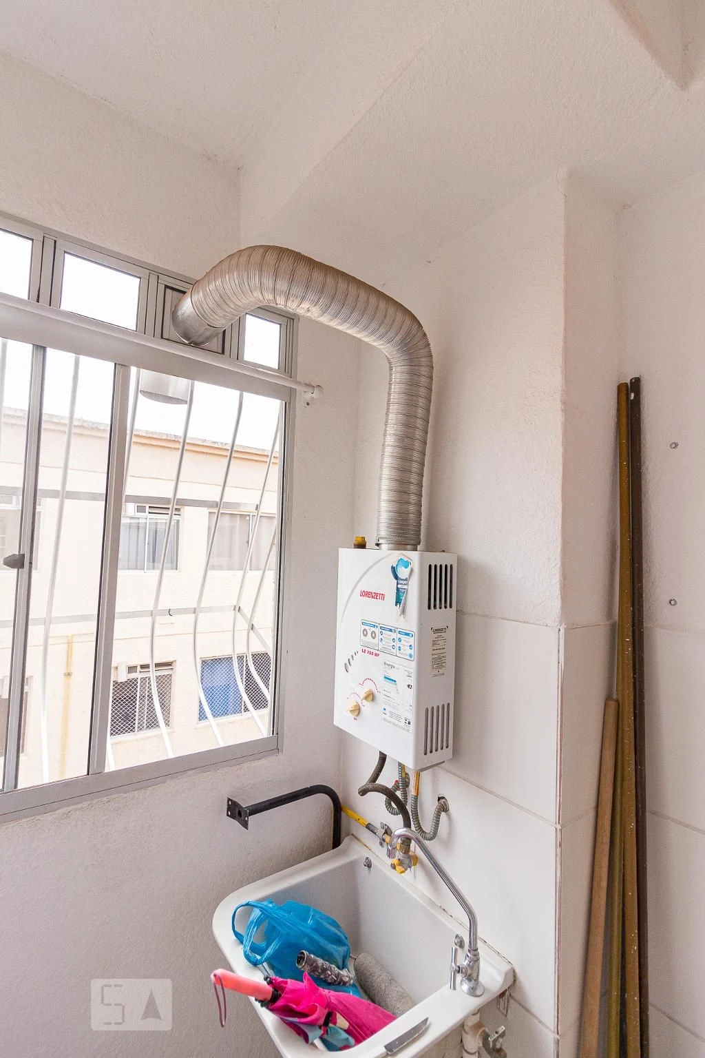 Apartamento sem mobília com cozinha fechada e 2 quartos — photo 13