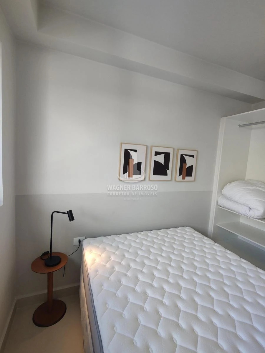 Furnished 1-bedroom apartment with a balcony — photo 31