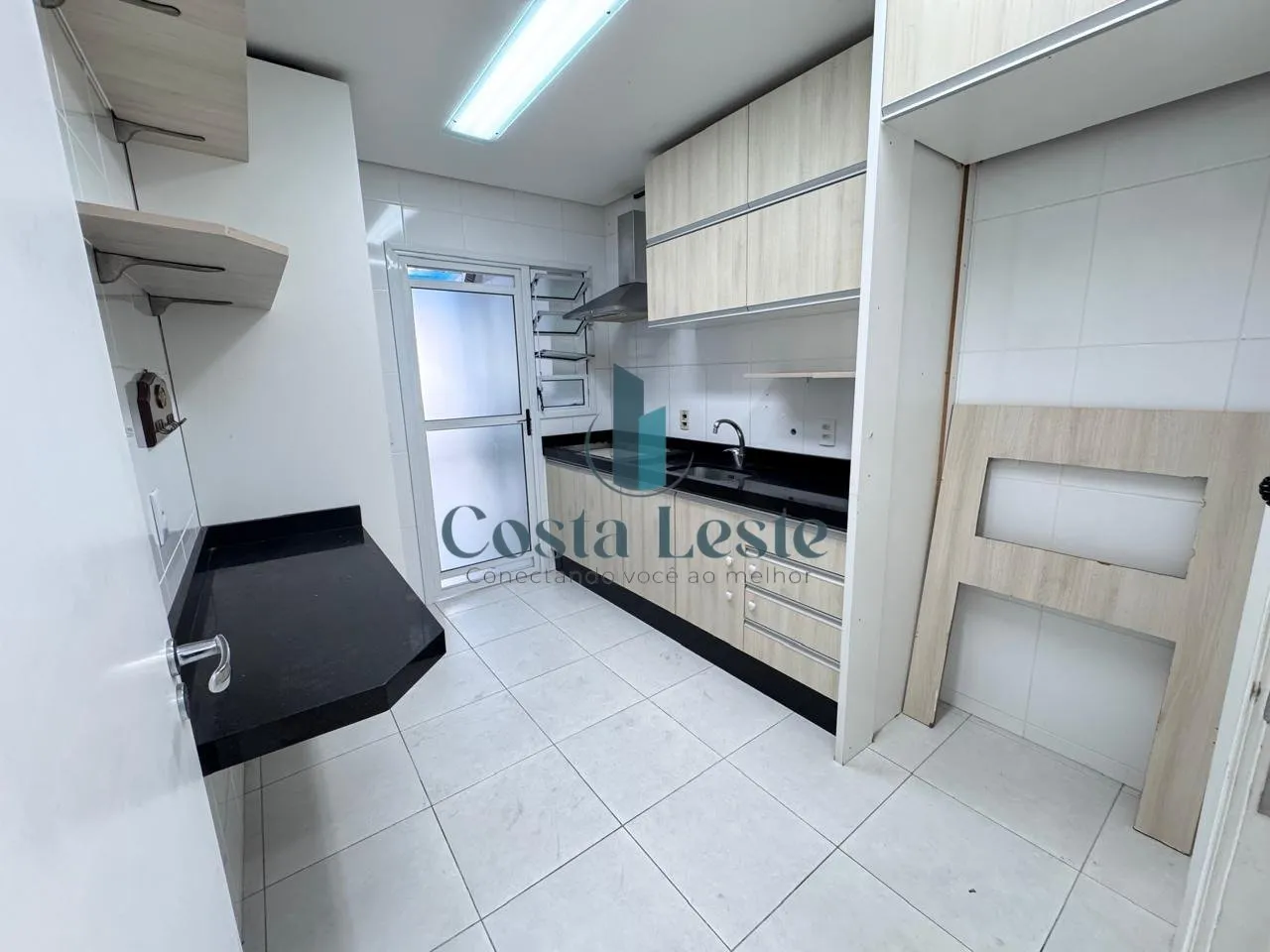 3-bedroom apartment with 2 en-suite bathrooms — photo 2