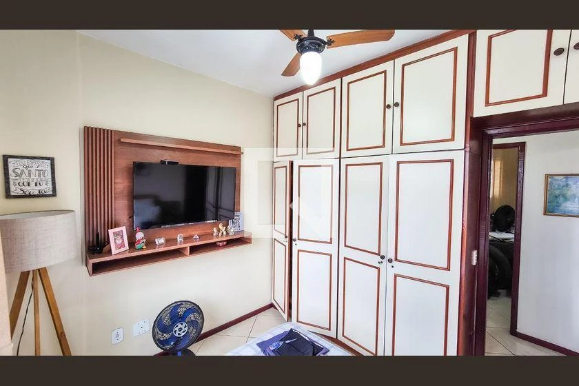 3-bedroom apartment with a bathtub — photo 12