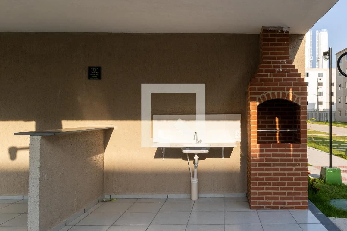 2-bedroom apartment with 1 bathroom and no parking — photo 39