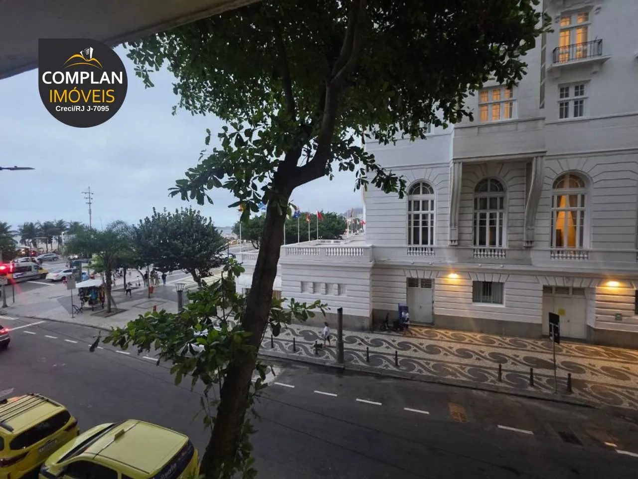 2-bedroom apartment with a washing machine in Rio de Janeiro — photo 8