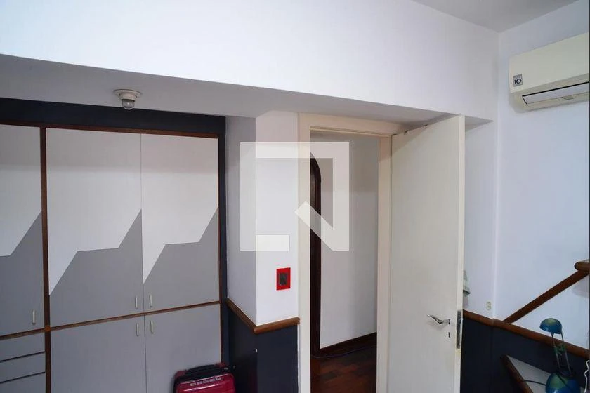 Furnished 350 m² apartment with 3 bedrooms and 2 parking — photo 36