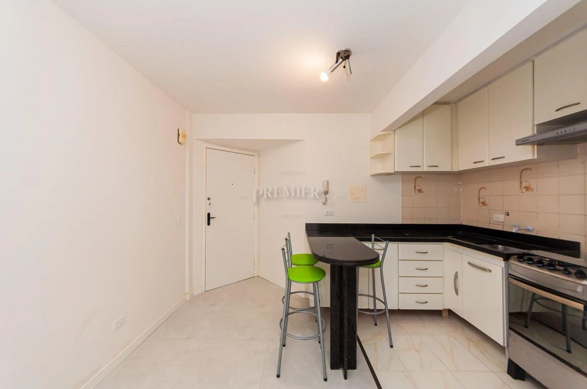 Furnished one-bedroom, 38 m² apartment in Curitiba — photo 11