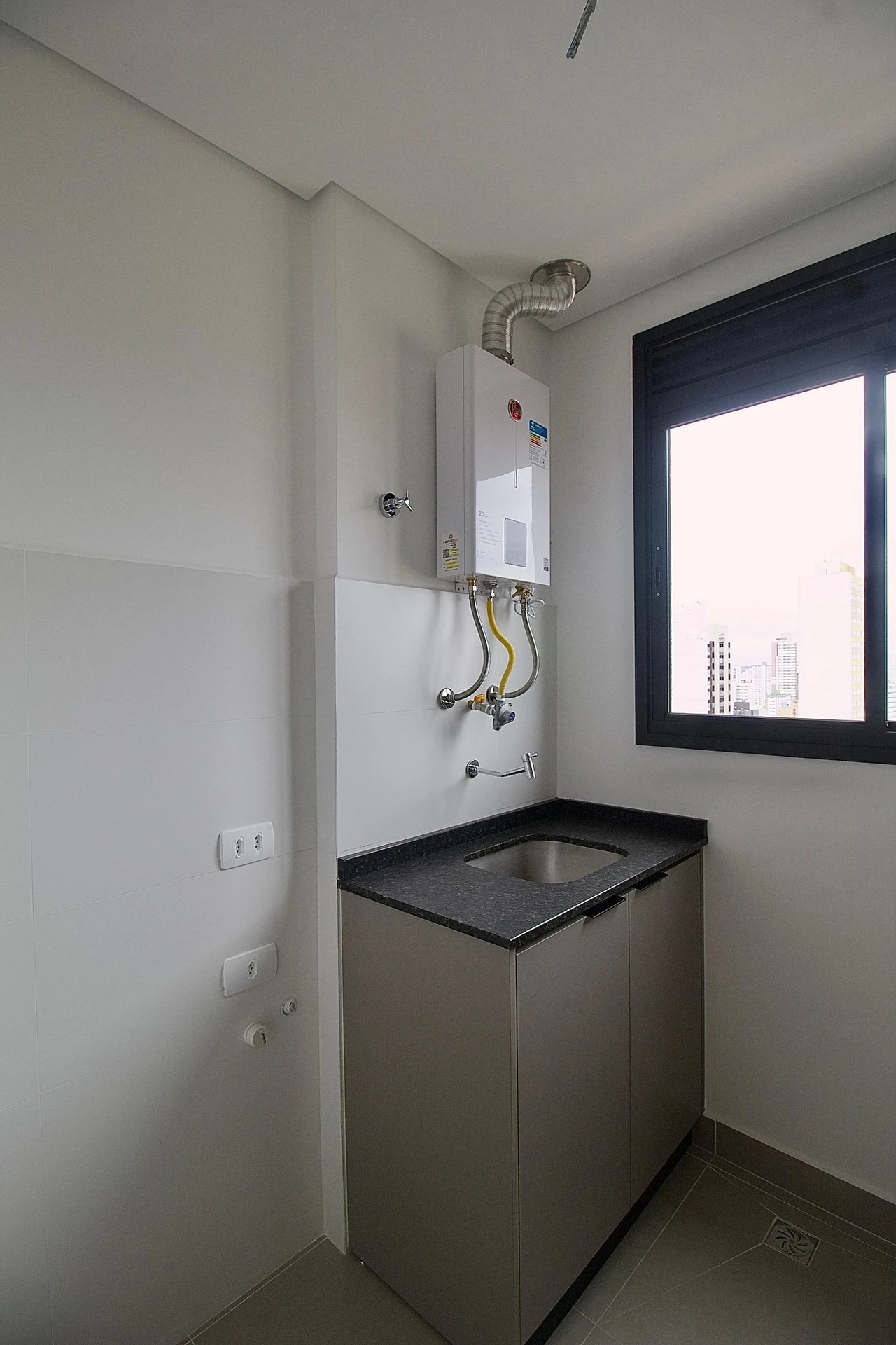 Apartamento com 2 quartos, varanda e 1 vaga — photo 47