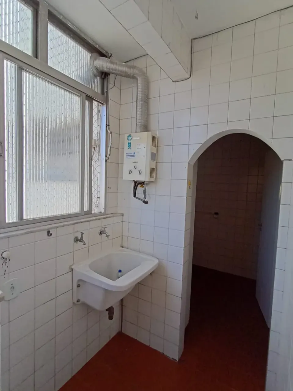 For rent: 75 m² apartment with 2 bedrooms and parking — photo 14