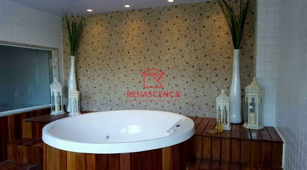 Apartamento de 2 dormitorios con vistas a la ciudad y montañas — photo 35
