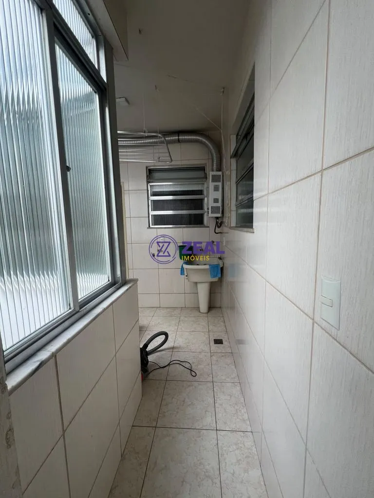 3-bedroom apartment, 1 with its own bathroom, 102 m² — photo 18
