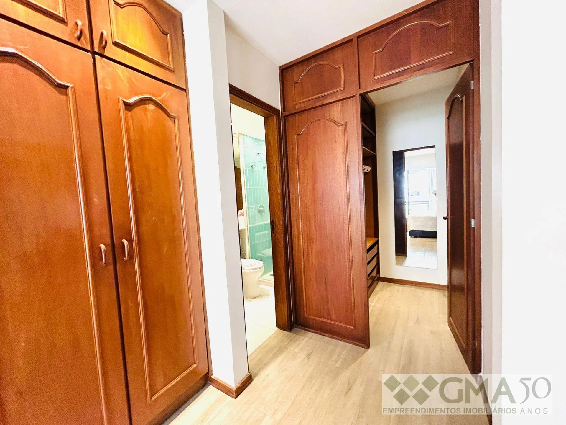 Furnished 87 m² apartment with open-plan kitchen and suite — photo 12